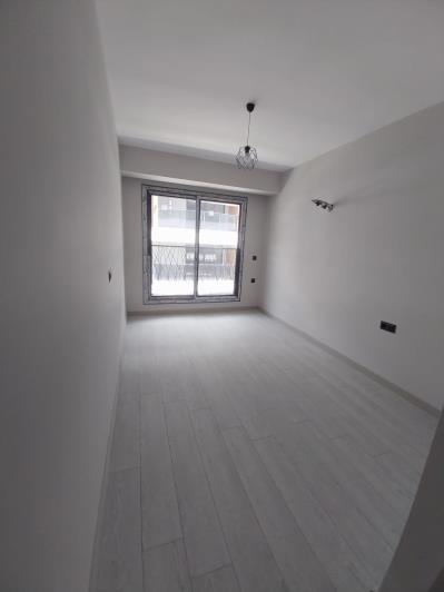 Image No.24-3 Bed Apartment for sale