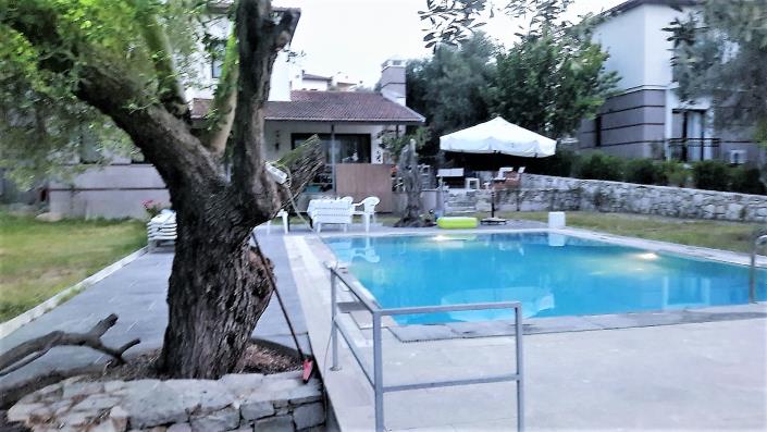 Image No.2-4 Bed House/Villa for sale