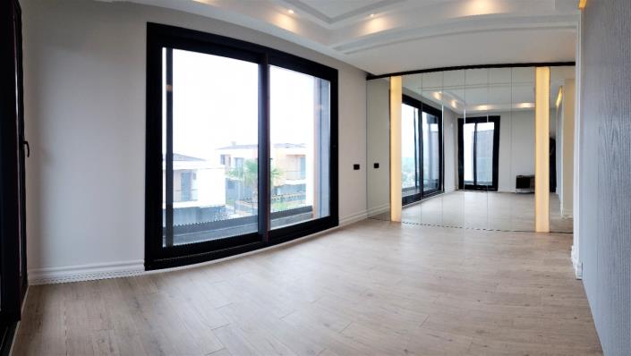 Image No.6-4 Bed Villa for sale