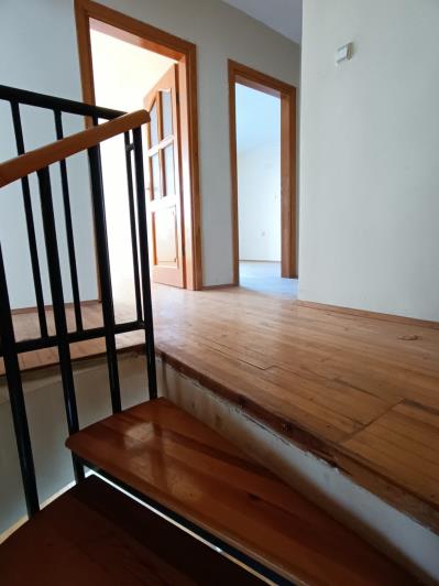 Image No.8-3 Bed Apartment for sale