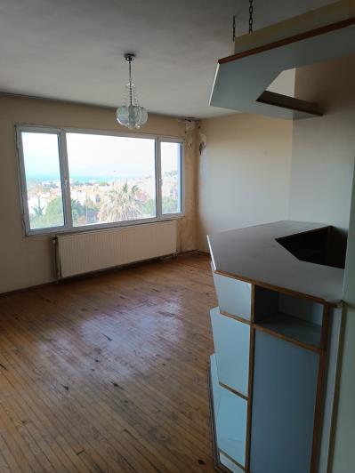 Image No.12-3 Bed Apartment for sale