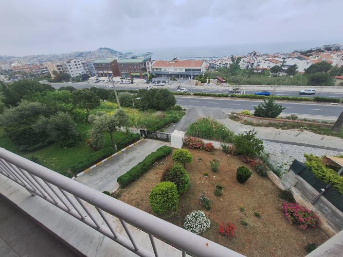 Image No.14-3 Bed Apartment for sale