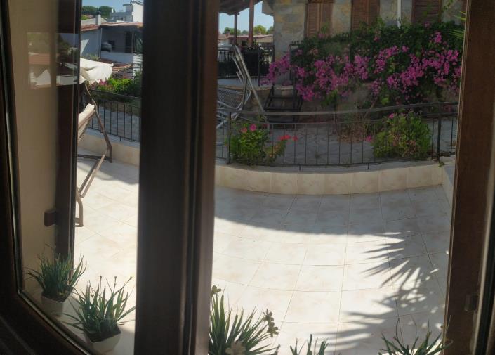 Image No.13-4 Bed House for sale