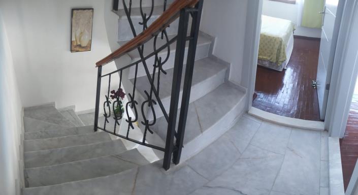 Image No.28-4 Bed House for sale