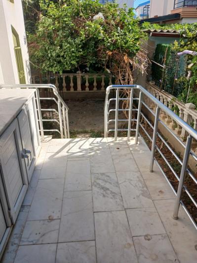 Image No.4-Maison de 4 chambres à vendre à Kusadasi