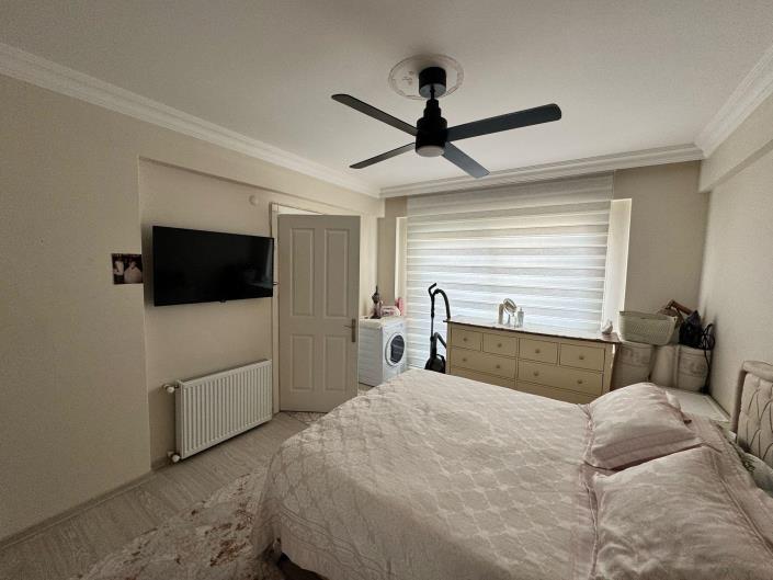 Image No.20-3 Bed Apartment for sale