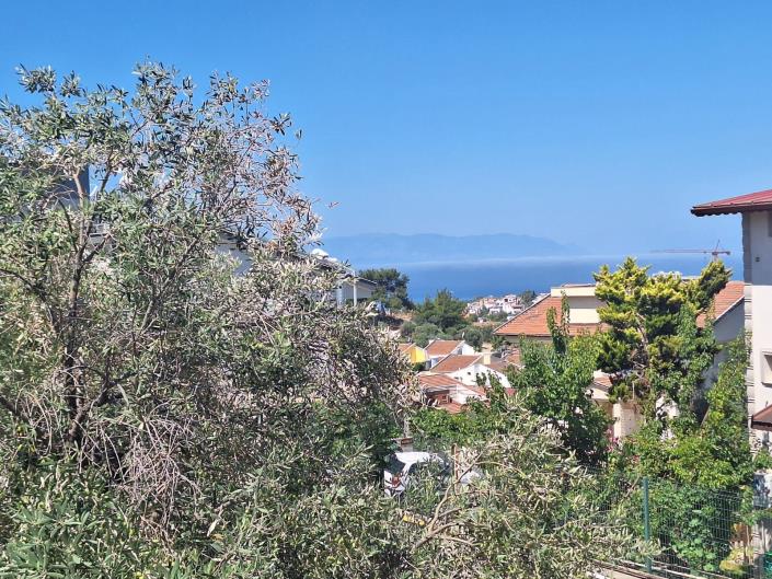 Image No.7-4 Bed House for sale