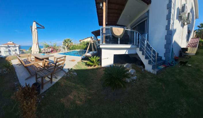 Image No.3-4 Bed Villa / Detached for sale