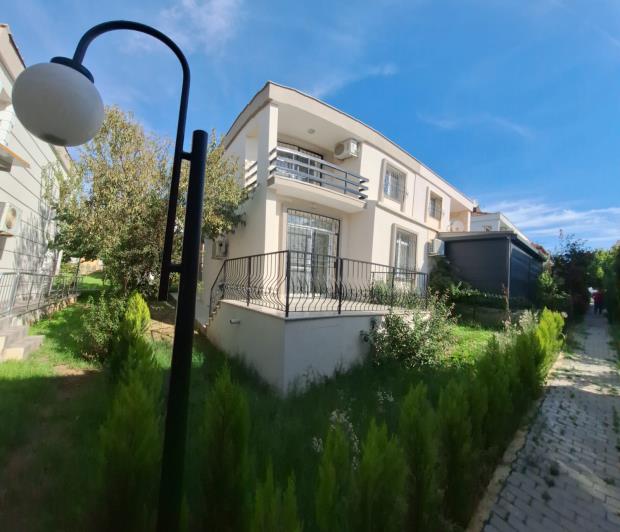 Image No.5-Maison de 3 chambres à vendre à Kusadasi