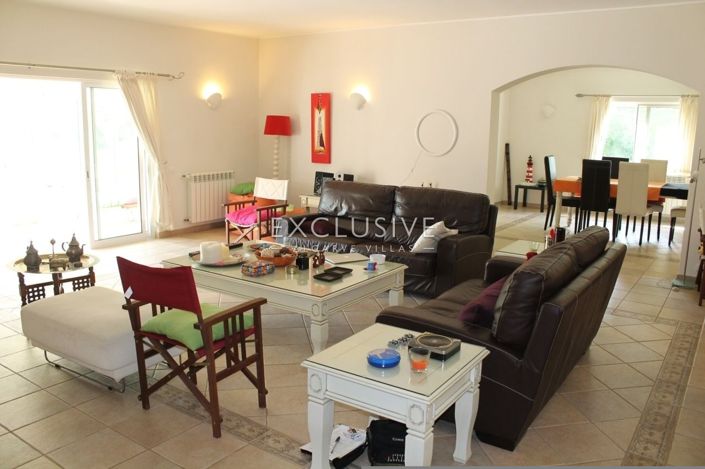 Image No.3-Villa de 5 chambres à vendre à Portimao