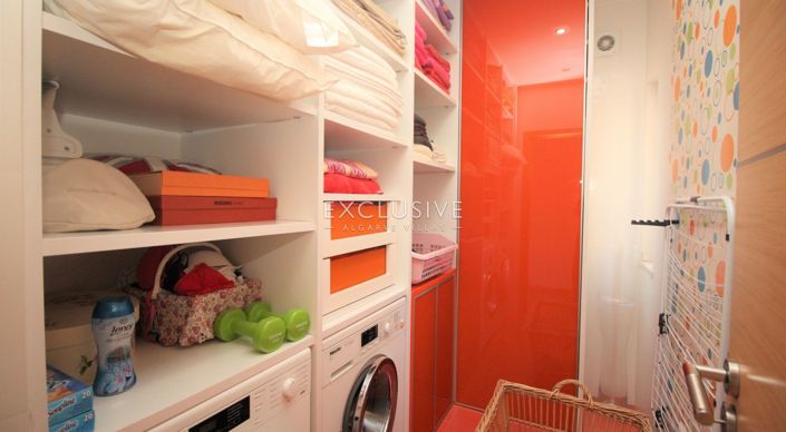 Image No.20-Villa de 4 chambres à vendre à Lagos