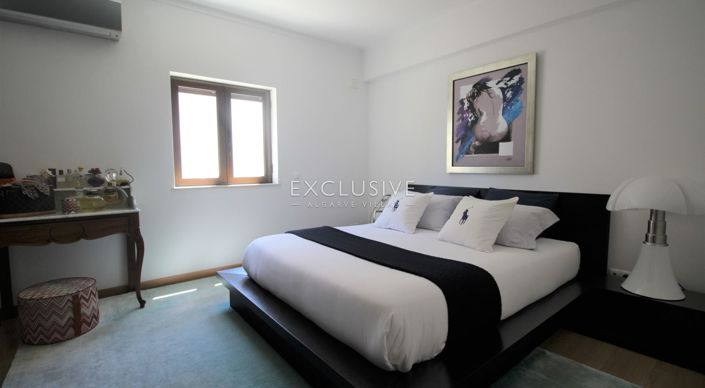 Image No.9-Villa de 4 chambres à vendre à Lagos