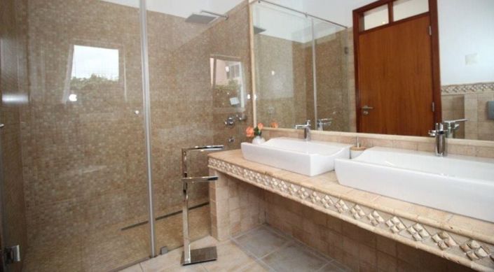 Image No.15-Villa de 4 chambres à vendre à Faro City