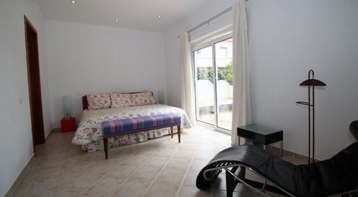 Image No.16-Villa de 4 chambres à vendre à Faro City