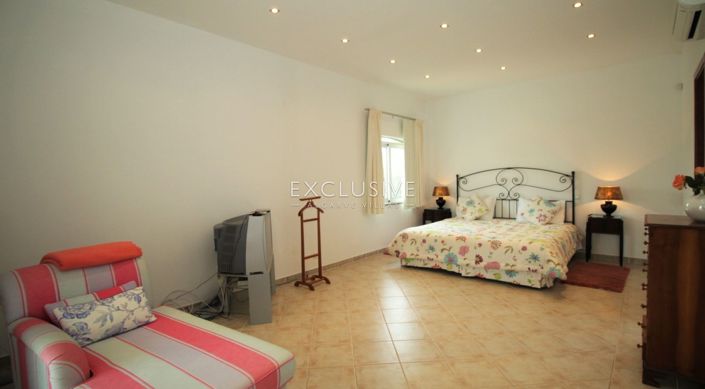 Image No.19-Villa de 4 chambres à vendre à Faro City