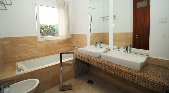 Image No.23-Villa de 4 chambres à vendre à Faro City