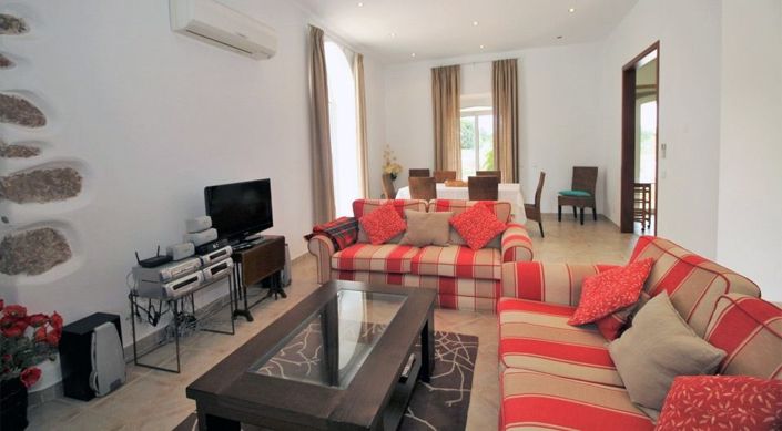 Image No.6-Villa de 4 chambres à vendre à Faro City