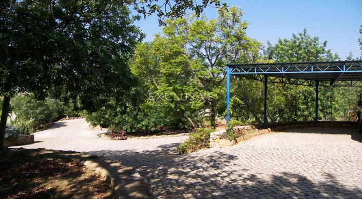 Image No.2-Villa de 6 chambres à vendre à Loule