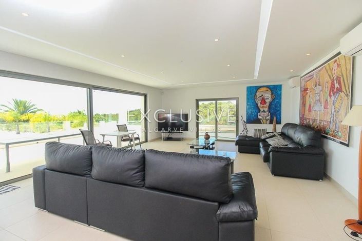 Image No.10-Villa de 5 chambres à vendre à Portimao