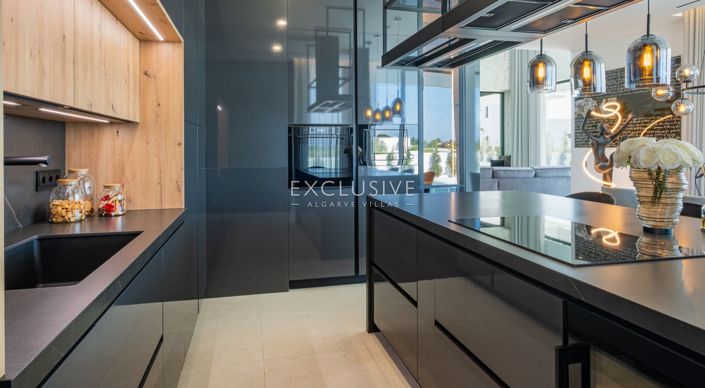 Image No.10-Villa de 4 chambres à vendre à Albufeira