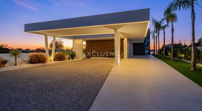 Image No.2-Villa de 4 chambres à vendre à Albufeira