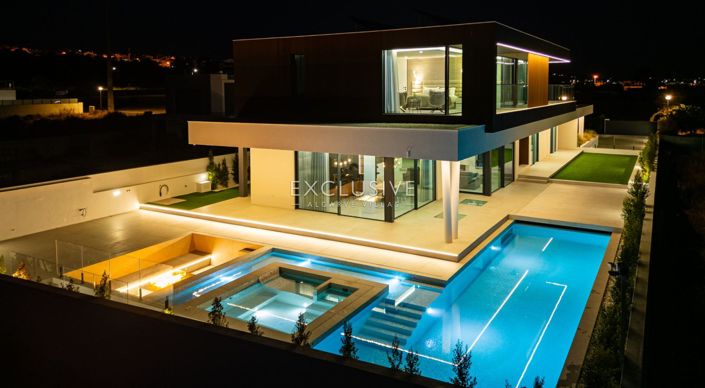 Image No.38-Villa de 4 chambres à vendre à Albufeira