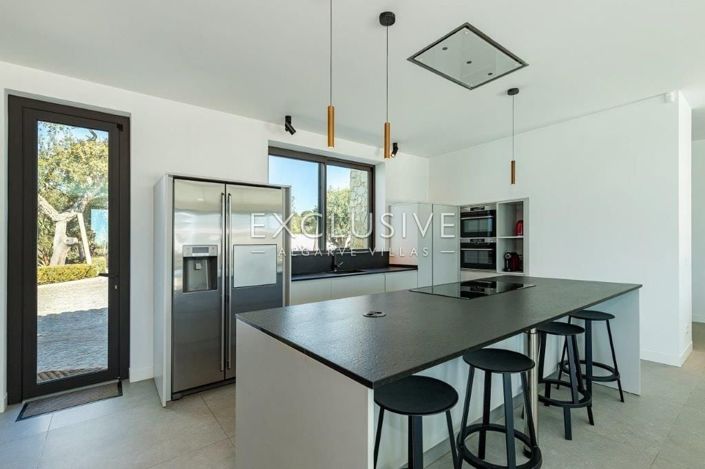 Image No.10-Villa de 4 chambres à vendre à Lagoa