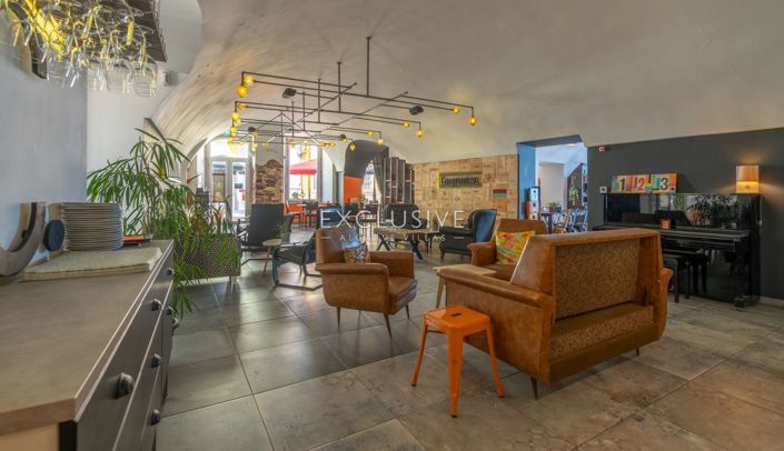 Image No.10-4 Bed Villa for sale