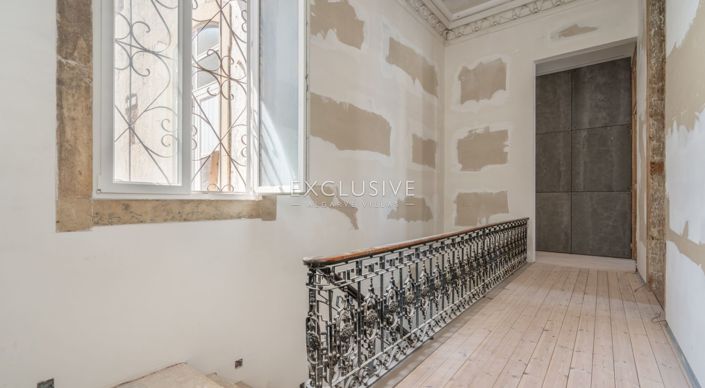 Image No.12-4 Bed Villa for sale