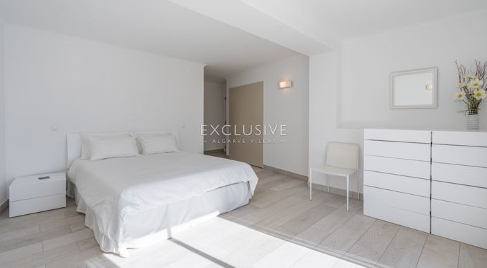 Image No.24-6 Bed Villa for sale