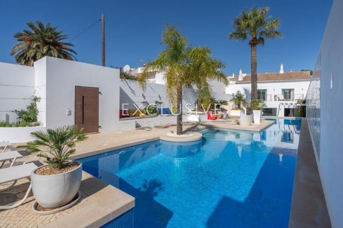 Image No.29-6 Bed Villa for sale