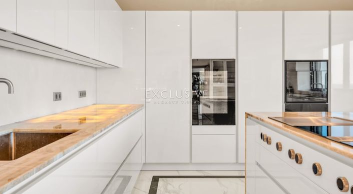 Image No.12-Villa de 8 chambres à vendre à Lagos