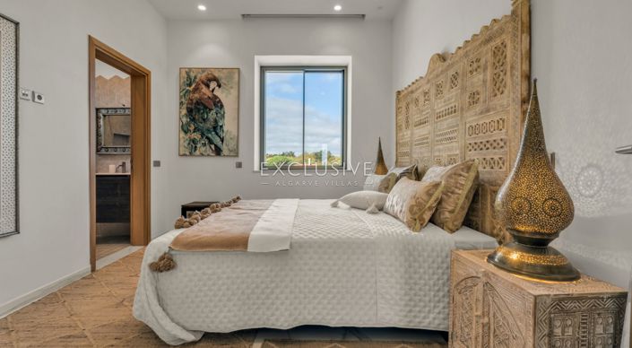 Image No.40-Villa de 8 chambres à vendre à Lagos