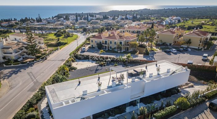 Image No.2-Villa de 5 chambres à vendre à Lagoa