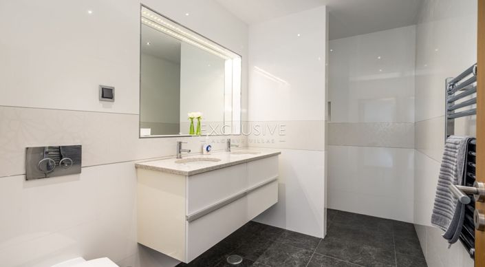 Image No.19-Villa de 5 chambres à vendre à Luz