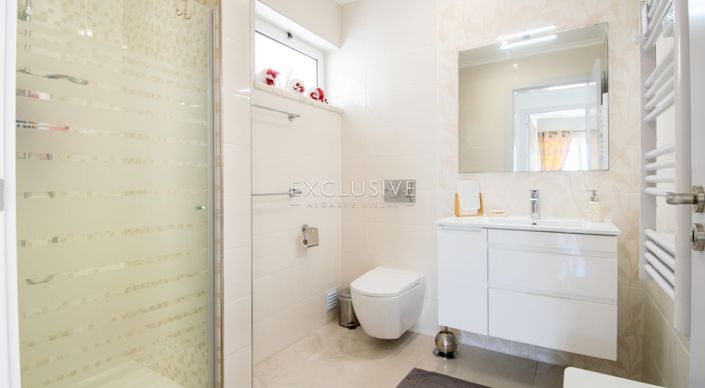 Image No.19-Villa de 4 chambres à vendre à Lagoa