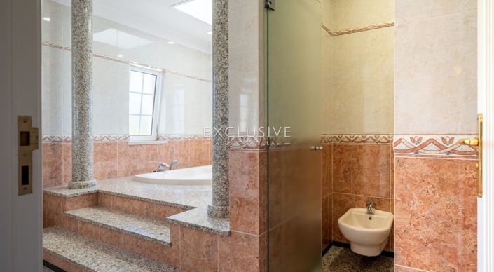 Image No.20-Villa de 4 chambres à vendre à Portimao