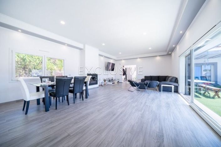 Image No.6-Villa de 4 chambres à vendre à Portimao