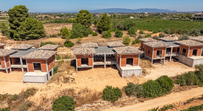 Image No.23-3 Bed Villa for sale