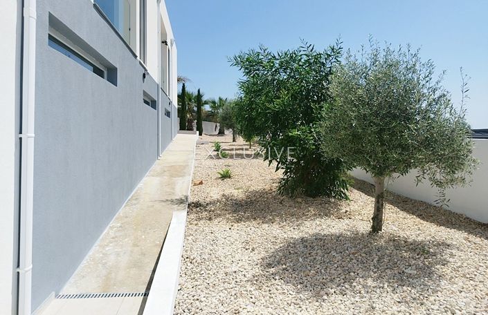 Image No.23-3 Bed Villa for sale