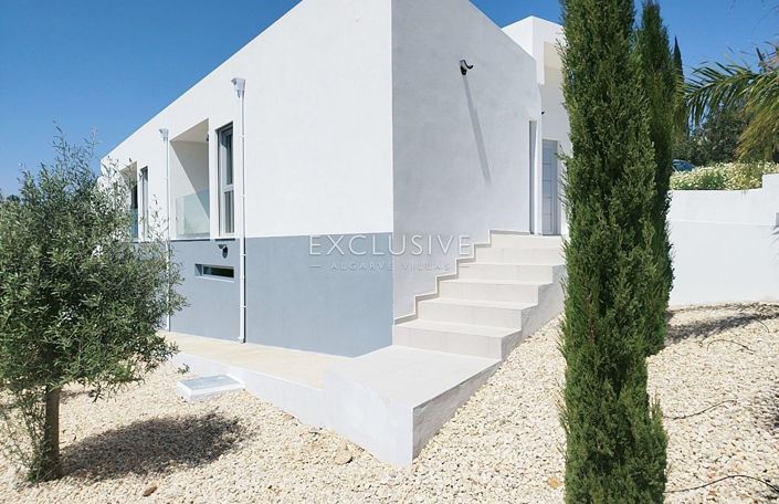 Image No.24-3 Bed Villa for sale