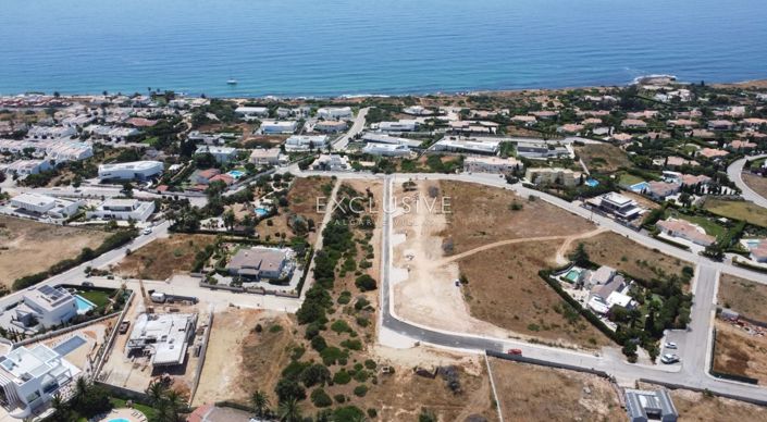 Image No.10-Terrain de 4 chambres à vendre à Luz