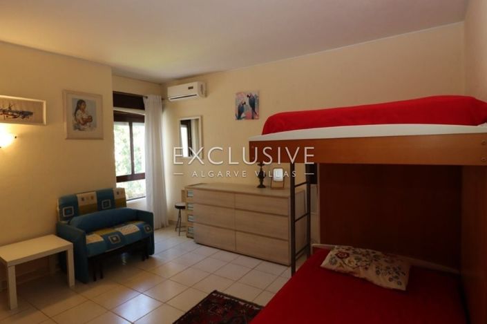 Image No.17-3 Bed Apartment for sale