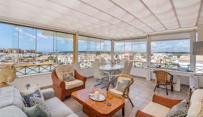 Image No.3-Appartement de 4 chambres à vendre à Lagos