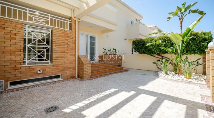 Image No.13-2 Bed Villa for sale