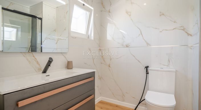 Image No.36-2 Bed Villa for sale