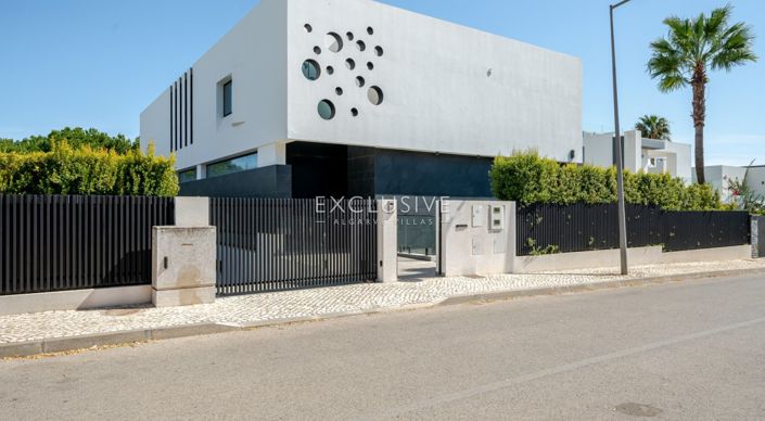 Image No.13-Villa de 4 chambres à vendre à Loule