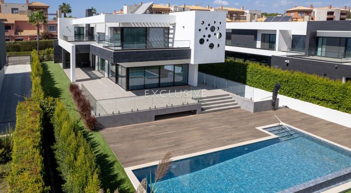 Image No.14-Villa de 4 chambres à vendre à Loule