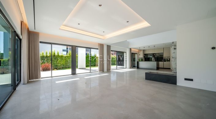 Image No.20-Villa de 4 chambres à vendre à Loule