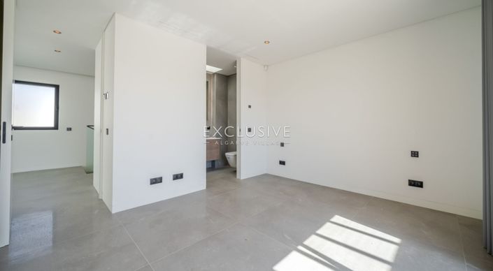 Image No.39-Villa de 4 chambres à vendre à Loule